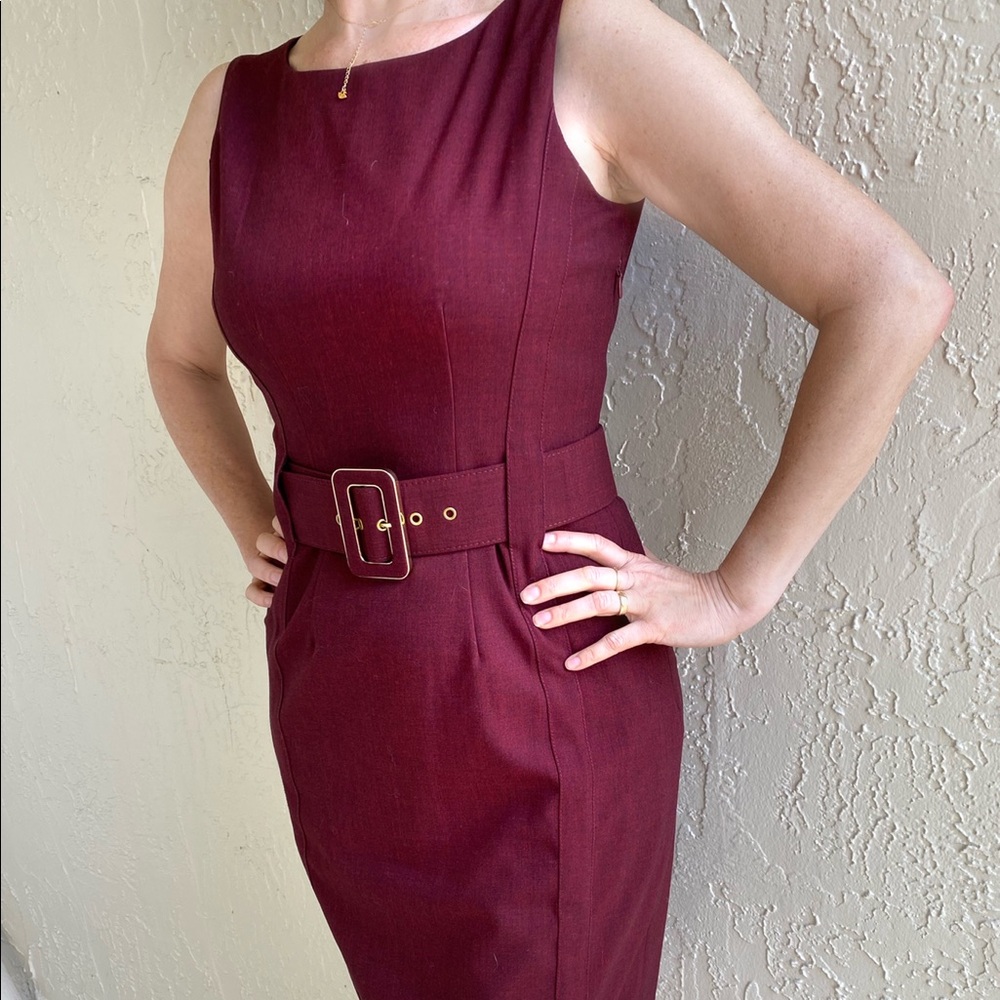 Sleeveless burgundy dress